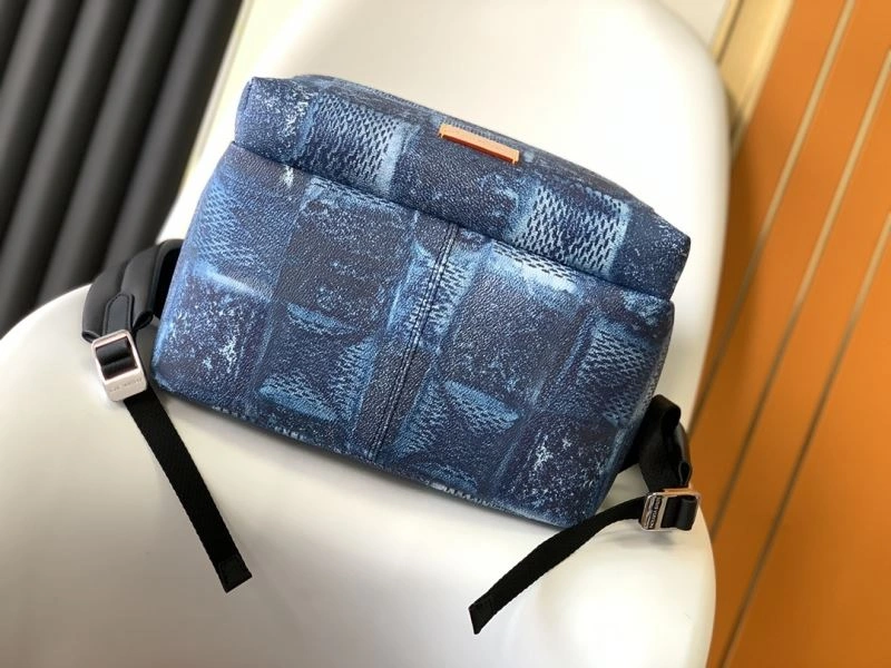 Louis Vuitton Backpacks Breathable 94432