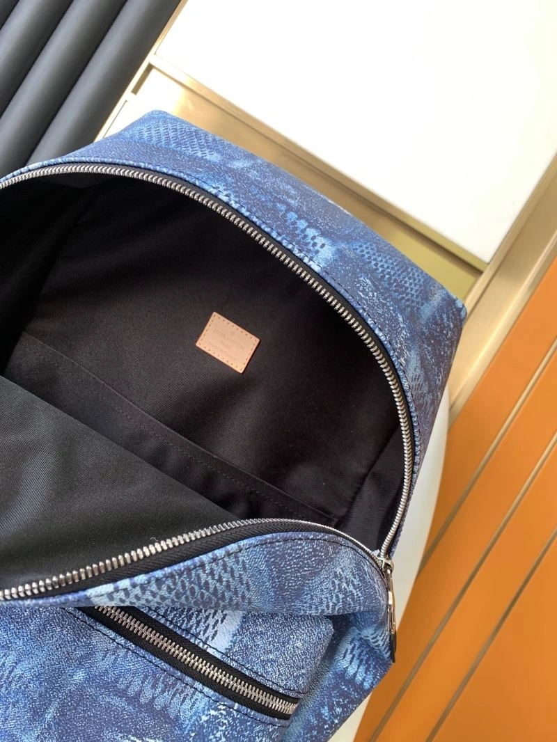 Louis Vuitton Backpacks Breathable 94432