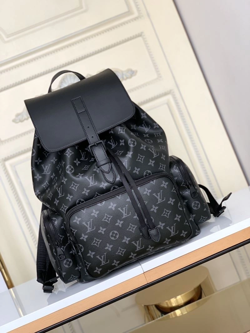 Unisex Louis Vuitton Backpacks 94420