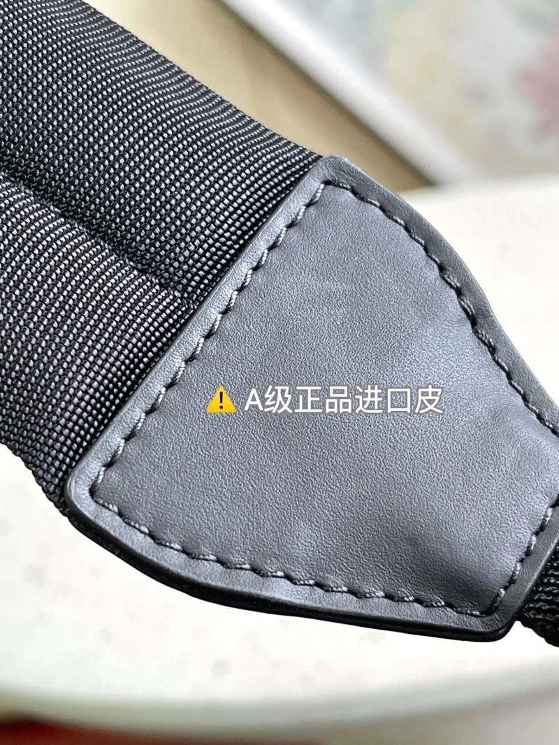 Sleek Louis Vuitton Backpacks 93894