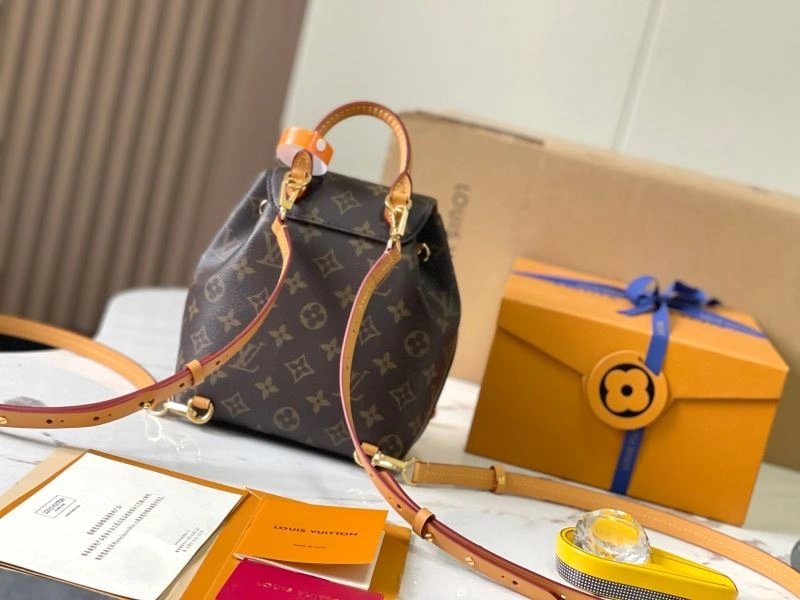 Louis Vuitton Backpacks Youthful 93759