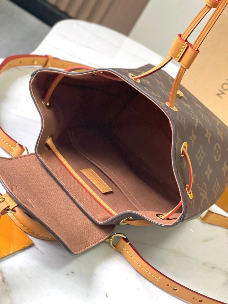 Louis Vuitton Backpacks Youthful 93759