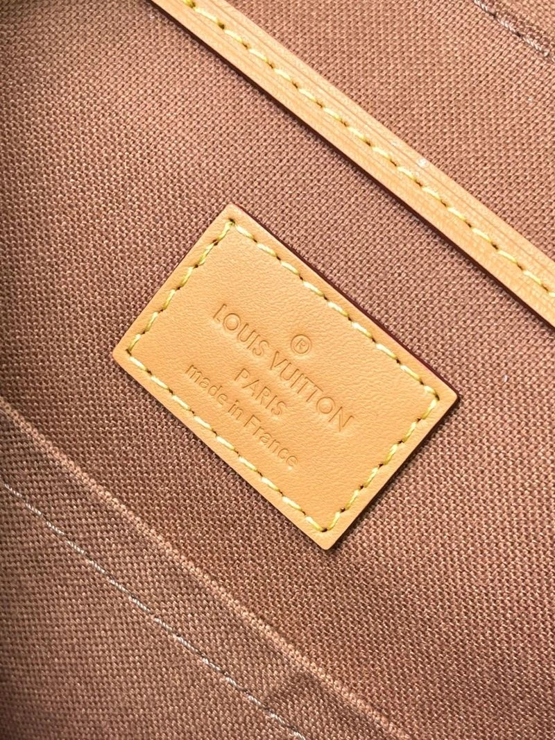 Louis Vuitton Backpacks Youthful 93759