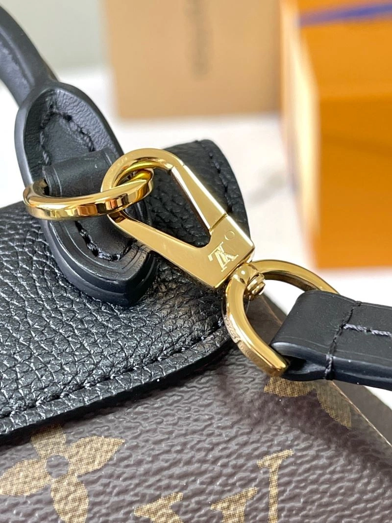 Casual Louis Vuitton Backpacks 93688
