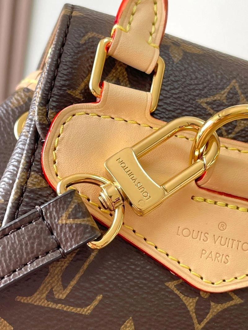 Louis Vuitton Backpacks Sporty 93711