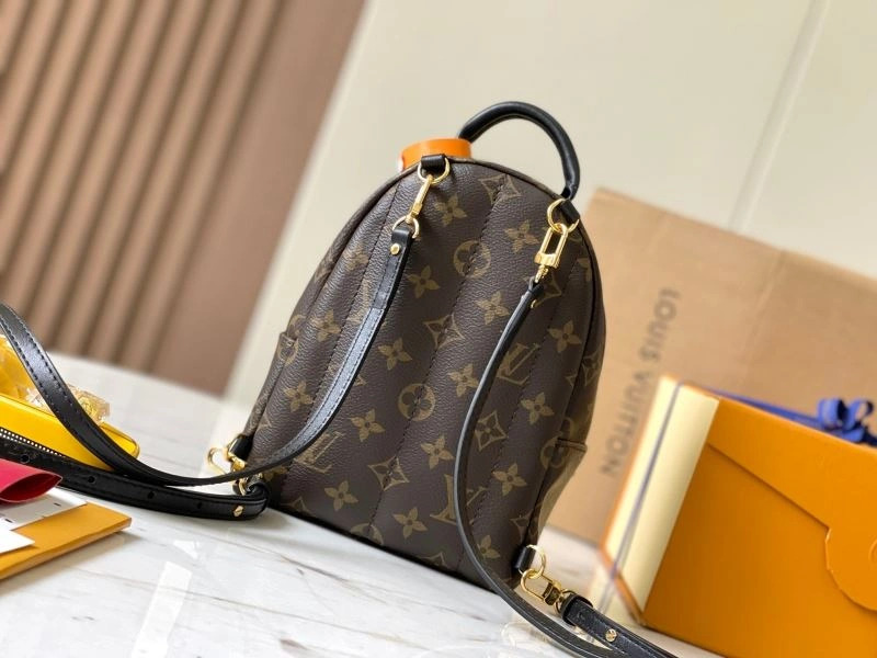 Louis Vuitton Backpacks WrinkleFree 93680