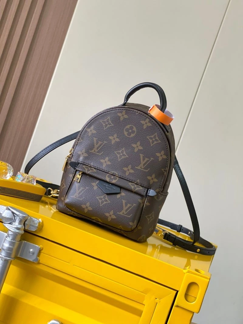 Louis Vuitton Backpacks WrinkleFree 93680