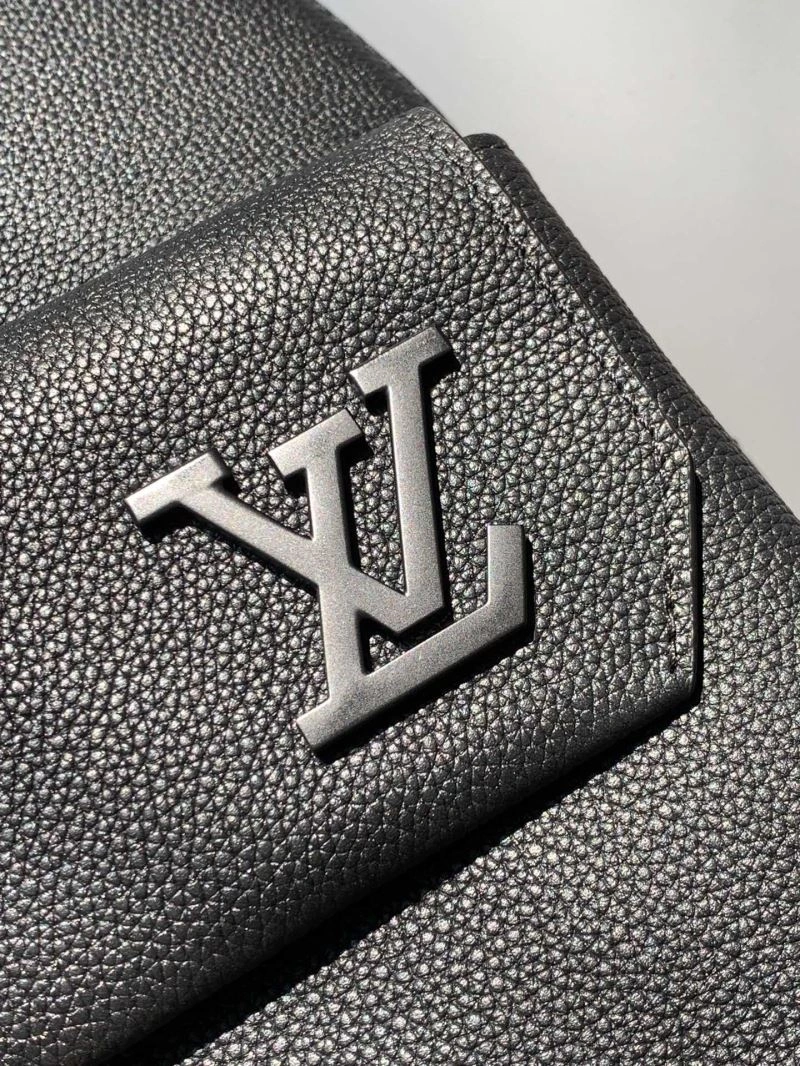 MoistureWicking Louis Vuitton Backpacks 93681