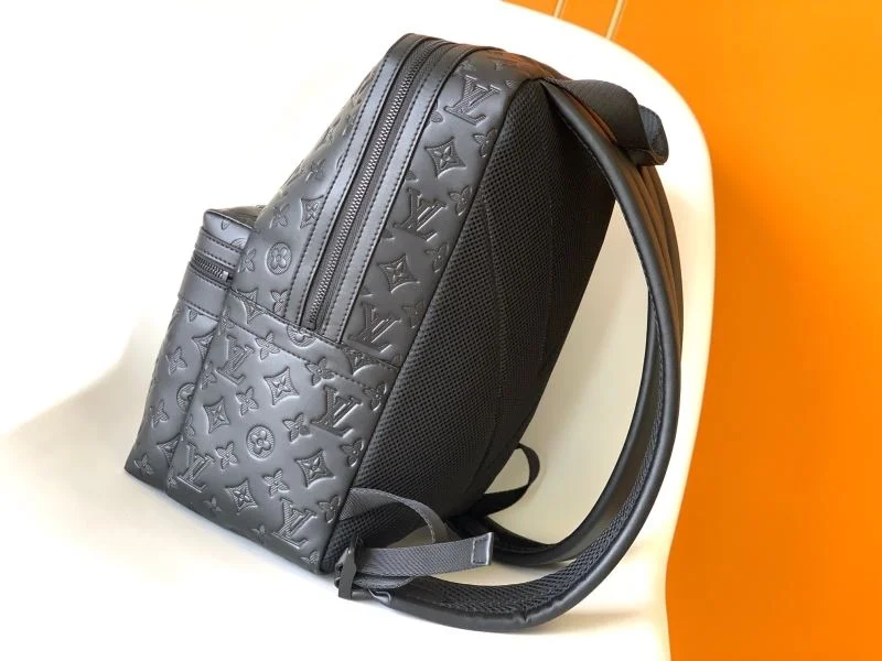 ModernLook Louis Vuitton Backpacks 43397