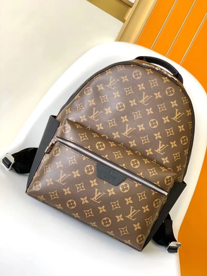 MoistureWicking Louis Vuitton Backpacks 43429