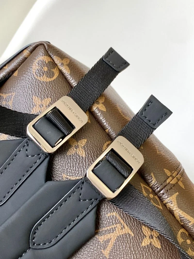 MoistureWicking Louis Vuitton Backpacks 43429