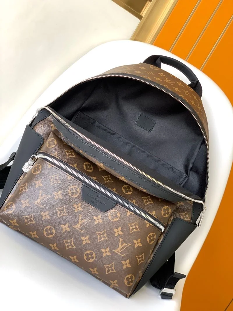MoistureWicking Louis Vuitton Backpacks 43429