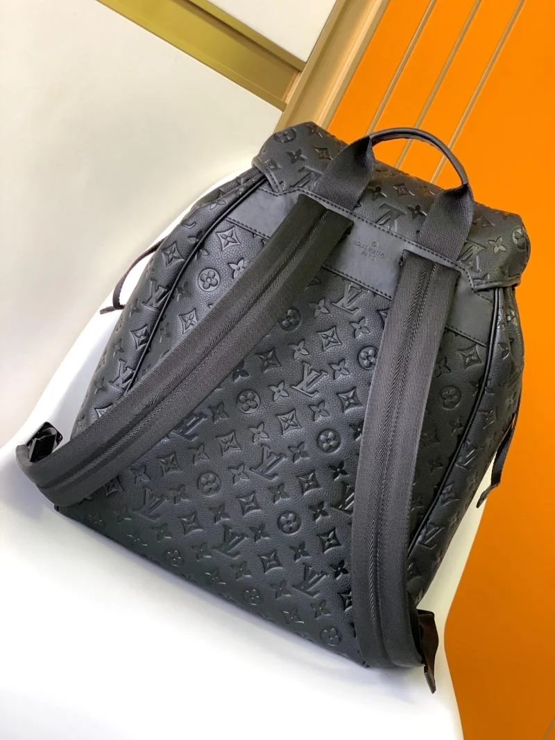 WellDesigned Louis Vuitton Backpacks 43205