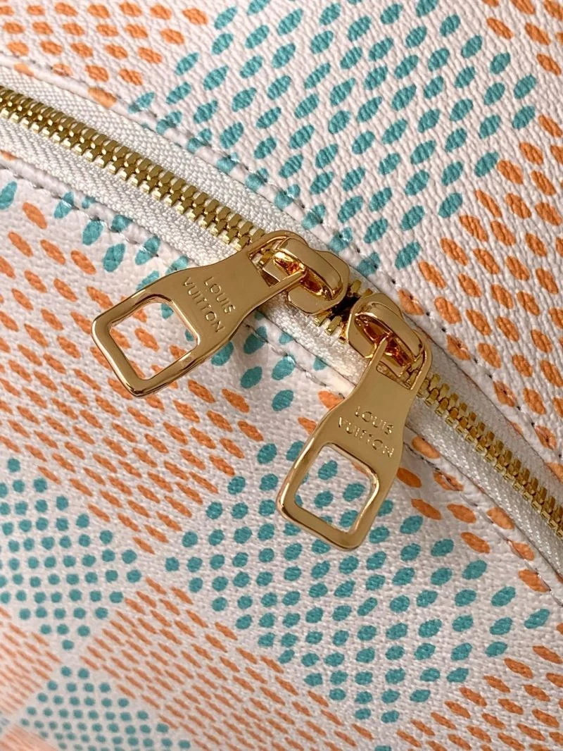 Louis Vuitton Backpacks WrinkleFree 43229