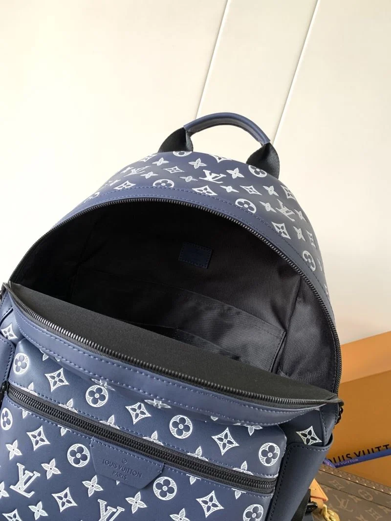 Louis Vuitton Backpacks Modern 43180