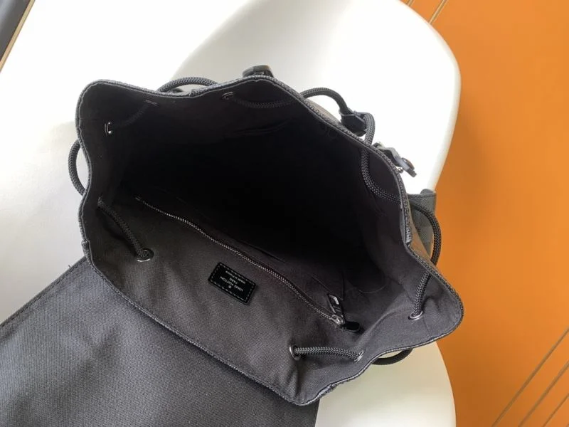 Lightweight Louis Vuitton Backpacks 43184