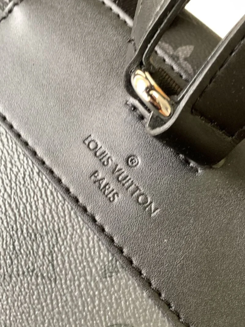 Louis Vuitton Backpacks FastDry 43181