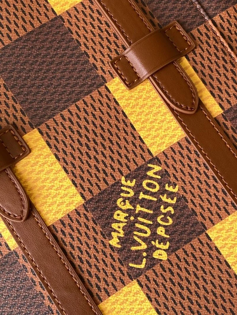WaterResistant Louis Vuitton Backpacks 43182