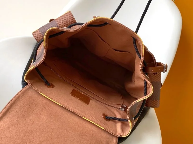 WaterResistant Louis Vuitton Backpacks 43182