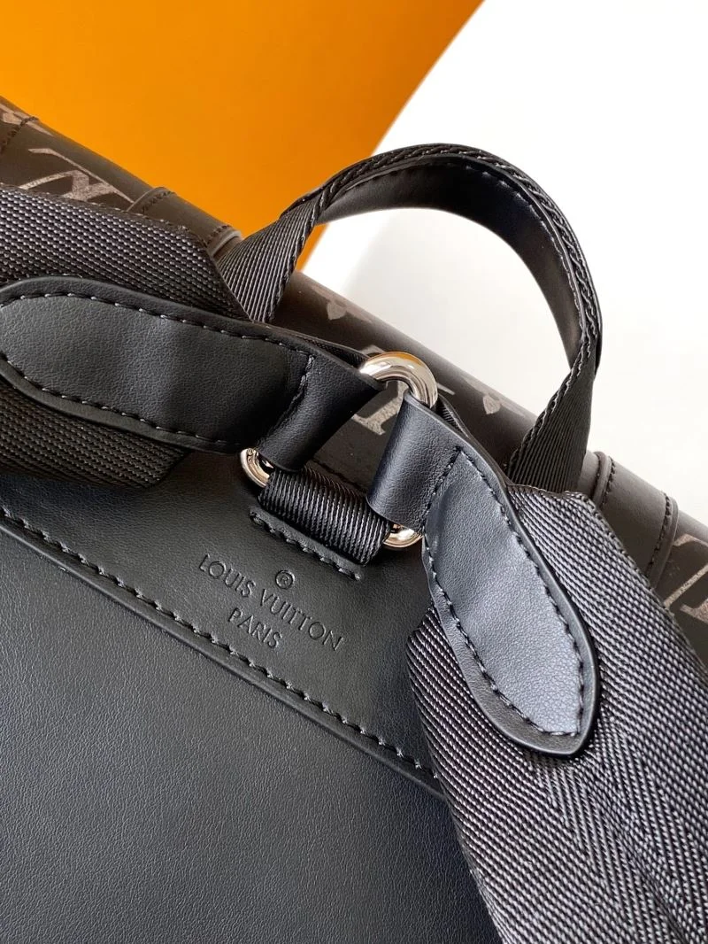 Louis Vuitton Backpacks Minimalist 43176