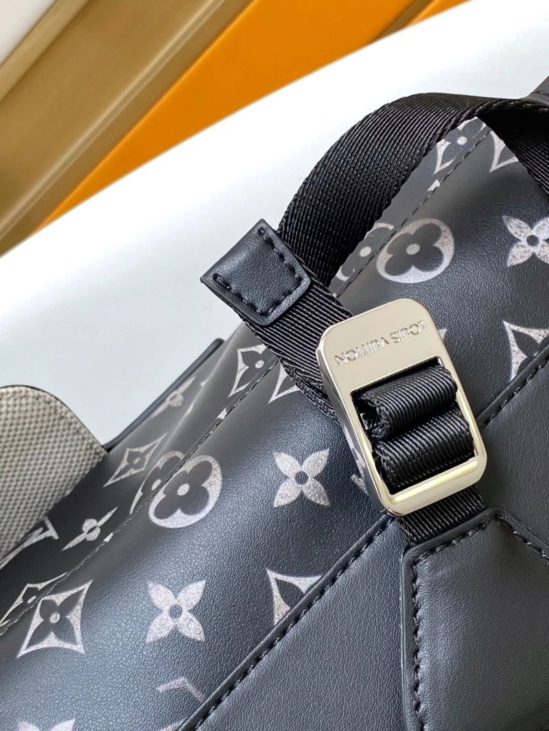 Louis Vuitton Backpacks Minimalist 43176
