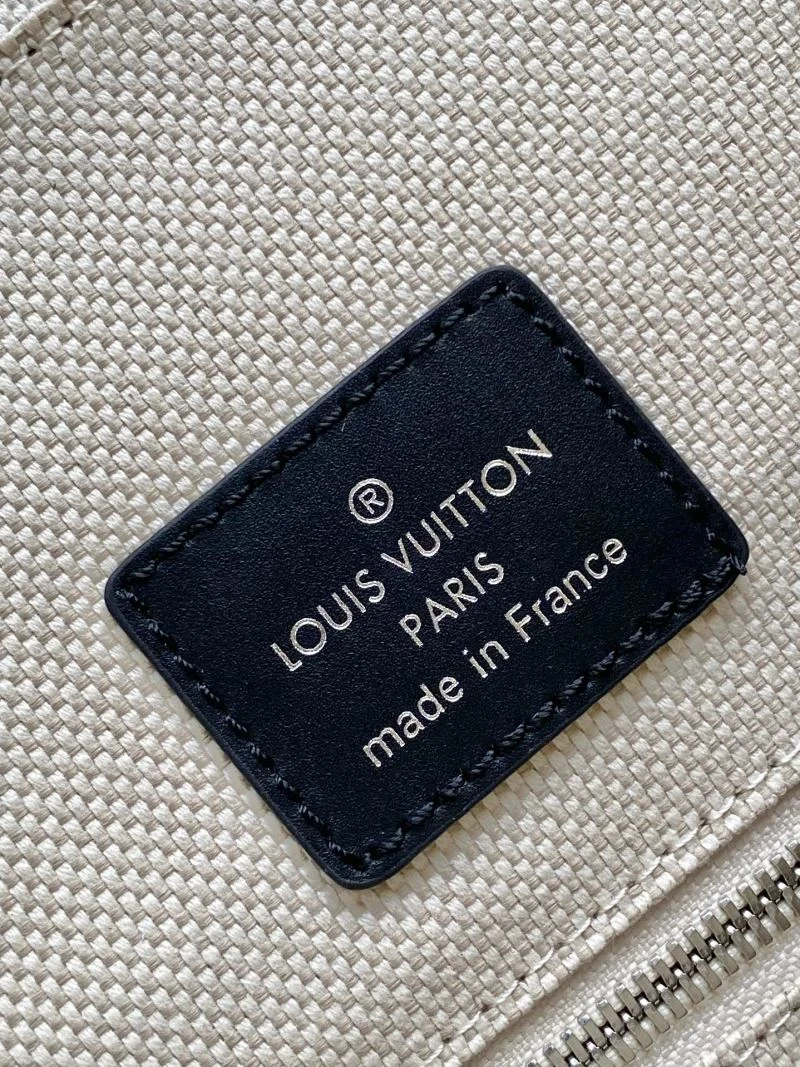 Louis Vuitton Backpacks Minimalist 43176