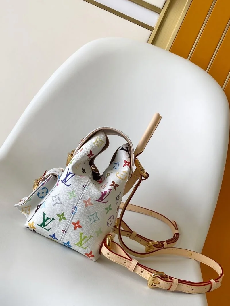 Louis Vuitton Backpacks RelaxedFit 43174