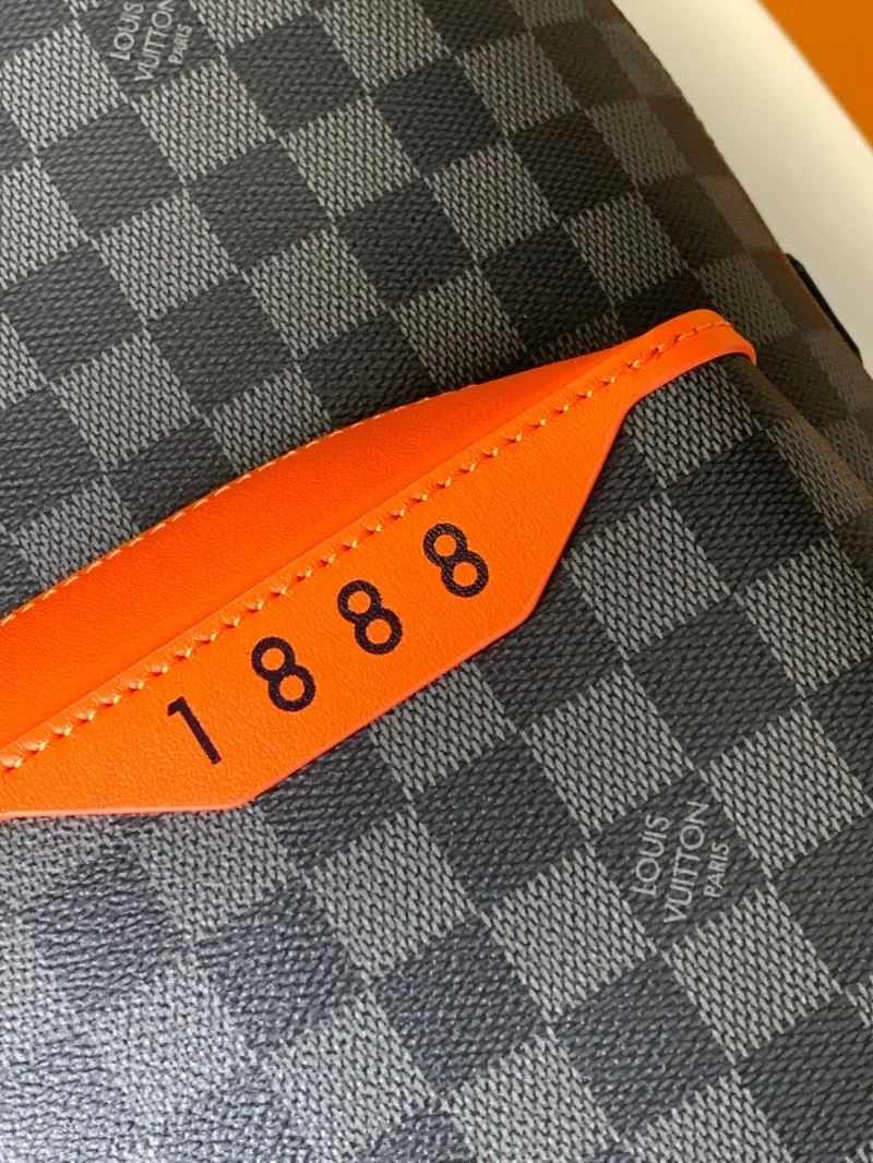 Louis Vuitton Backpacks Supportive 43144