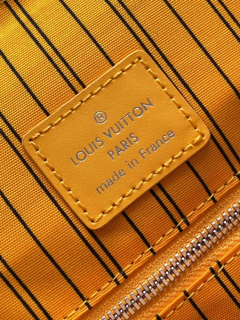 Louis Vuitton Backpacks Sophisticated 43138