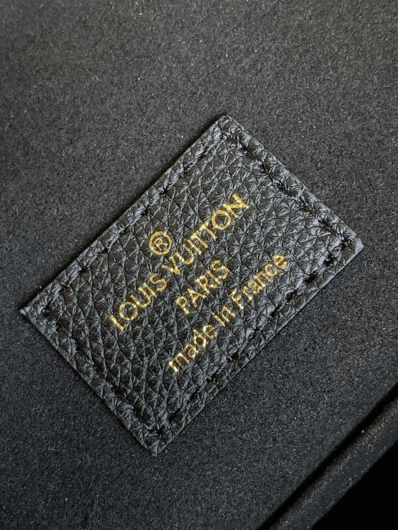 Louis Vuitton Backpacks Popular 43172