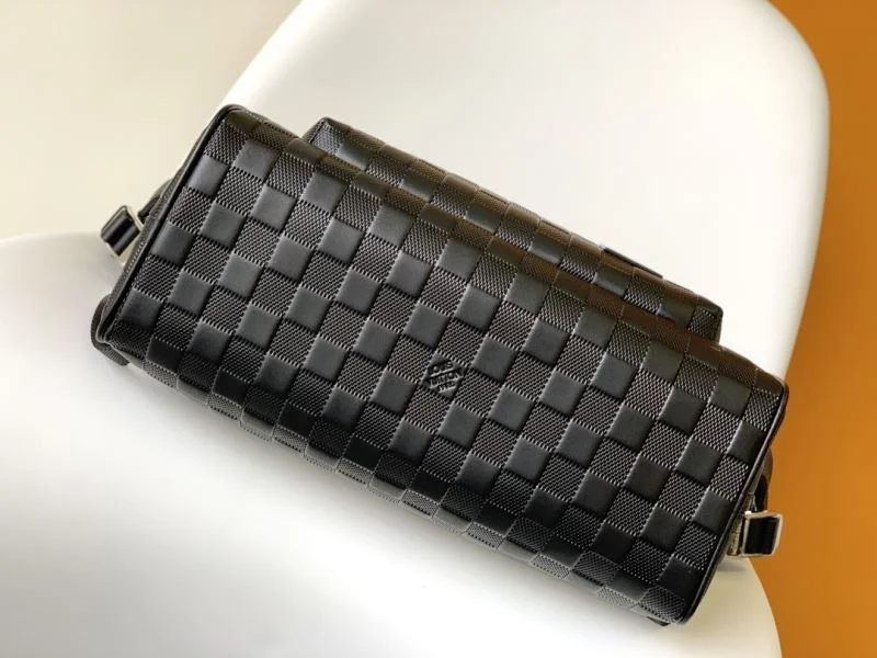 Louis Vuitton Backpacks Effortless 43124