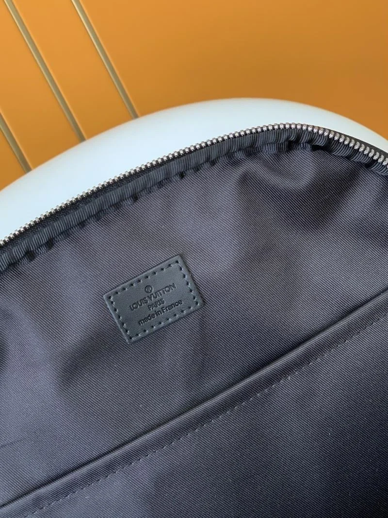 Louis Vuitton Backpacks Effortless 43124