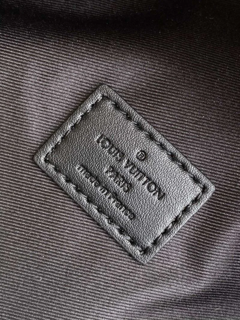 Louis Vuitton Backpacks ZeroBulk 43122
