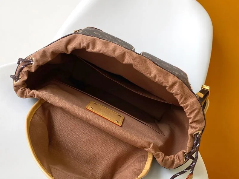 MoistureWicking Louis Vuitton Backpacks 43118