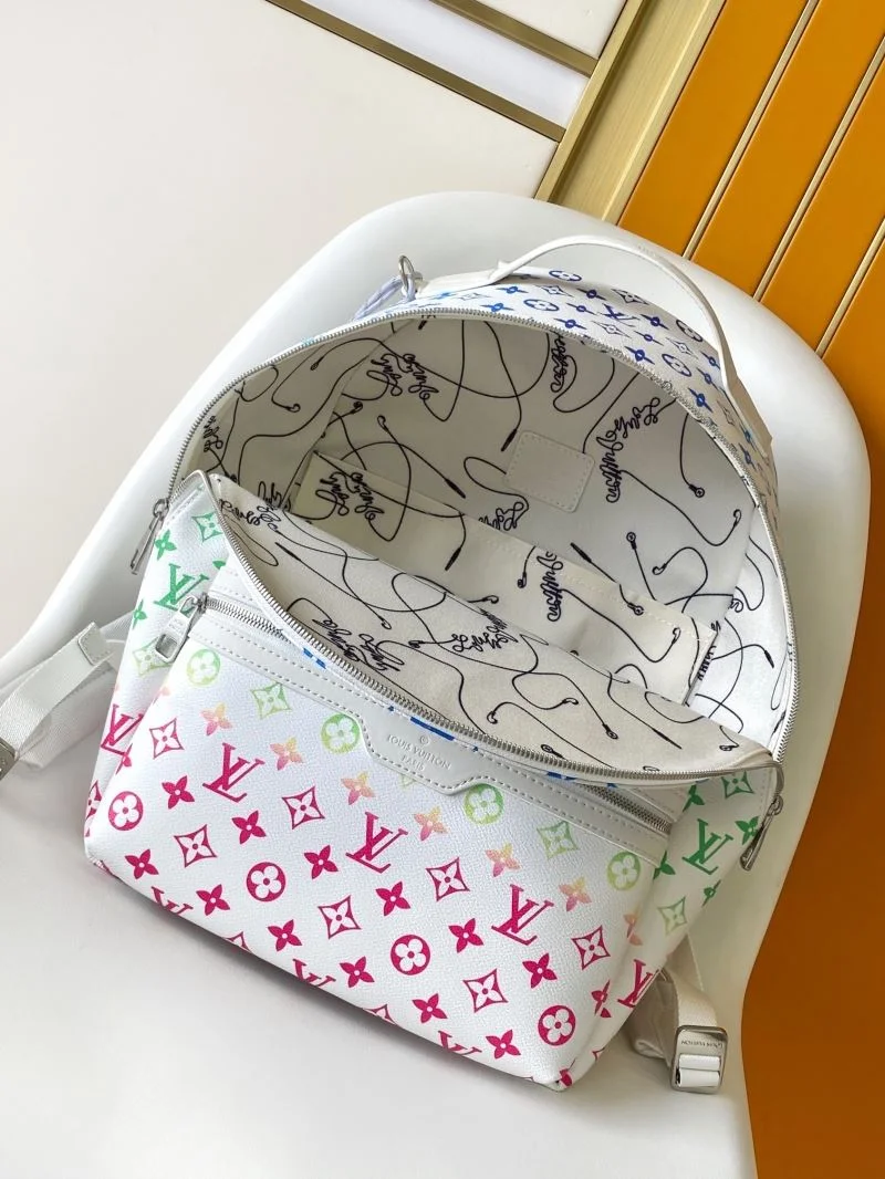 Louis Vuitton Backpacks StreetReady 43106