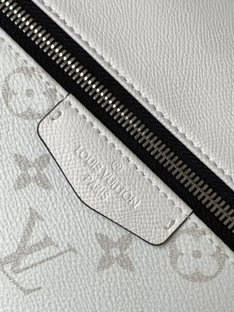 Louis Vuitton Backpacks FastDry 43105