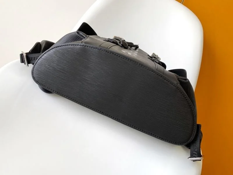 Louis Vuitton Backpacks ZipUp 43110