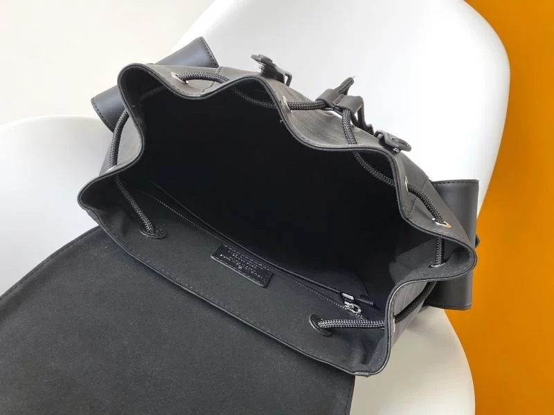 Louis Vuitton Backpacks ZipUp 43110