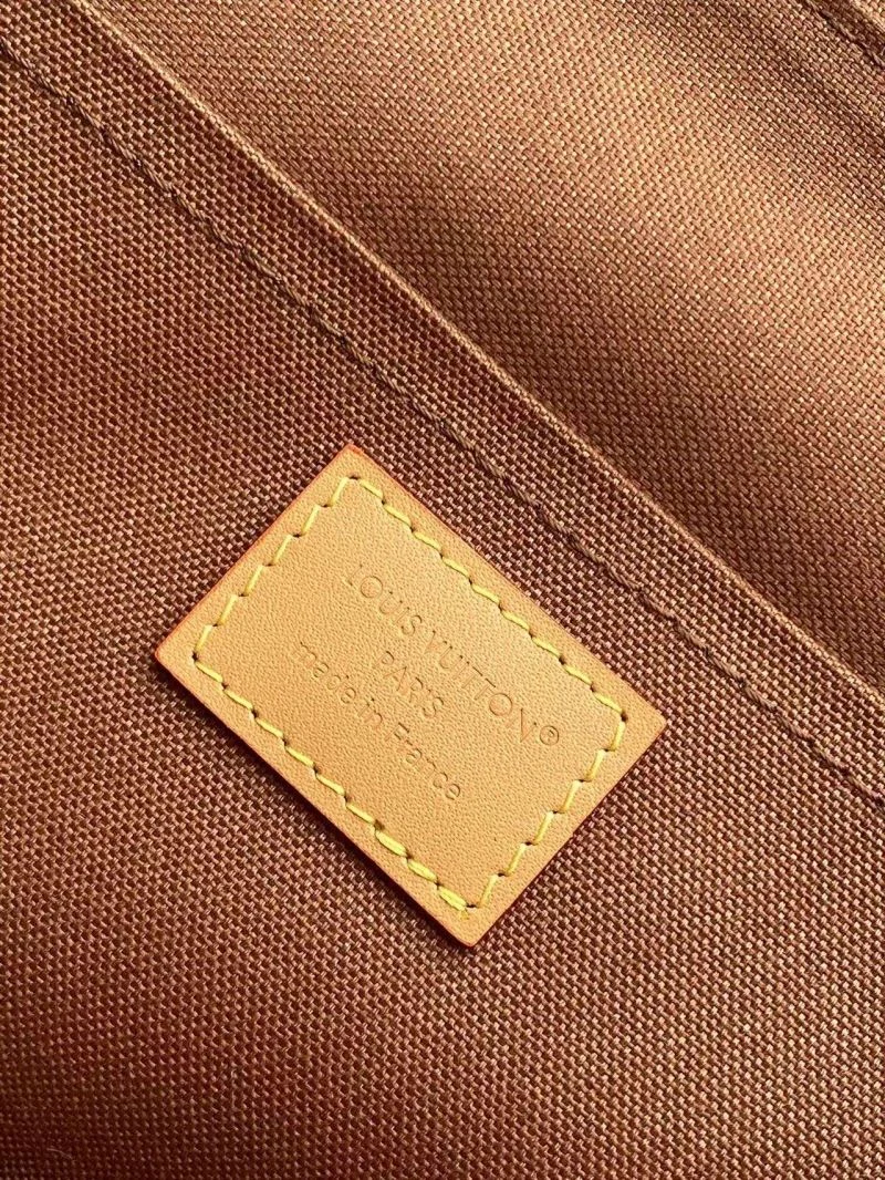 Bold Louis Vuitton Backpacks 43135