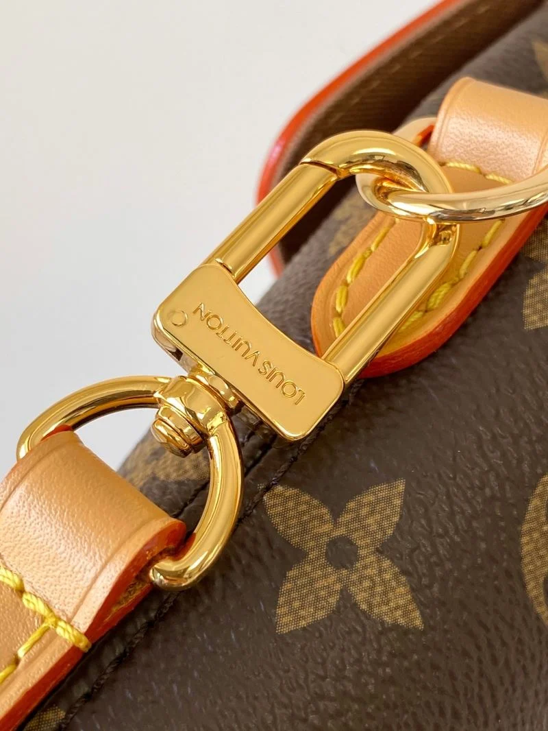 TechFriendly Louis Vuitton Backpacks 43151