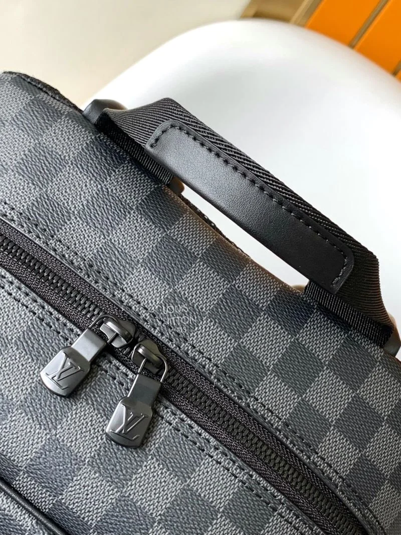 Louis Vuitton Backpacks Sporty 43132
