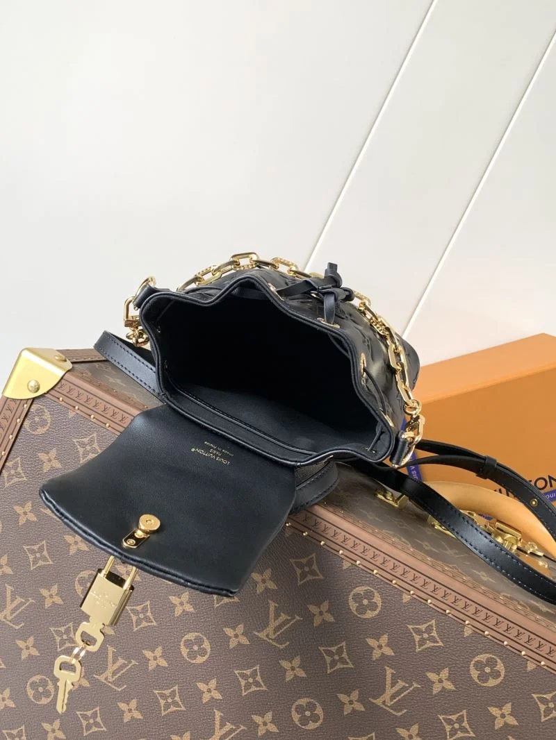 Louis Vuitton Backpacks Seasonal 43091