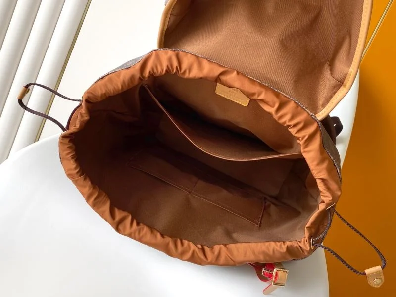 Modern Louis Vuitton Backpacks 43077