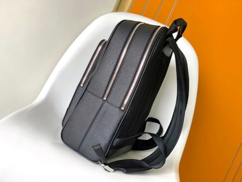 Flexible Louis Vuitton Backpacks 43076