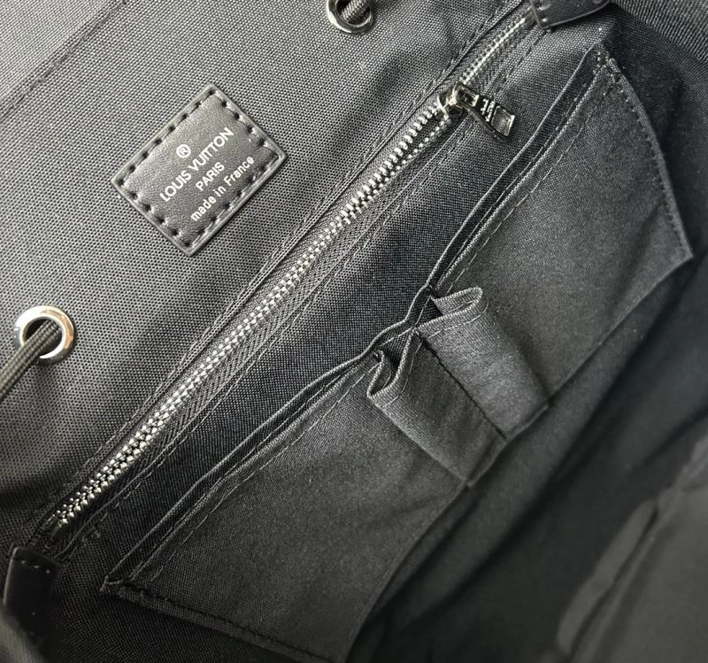 Snug Louis Vuitton Backpacks 83517