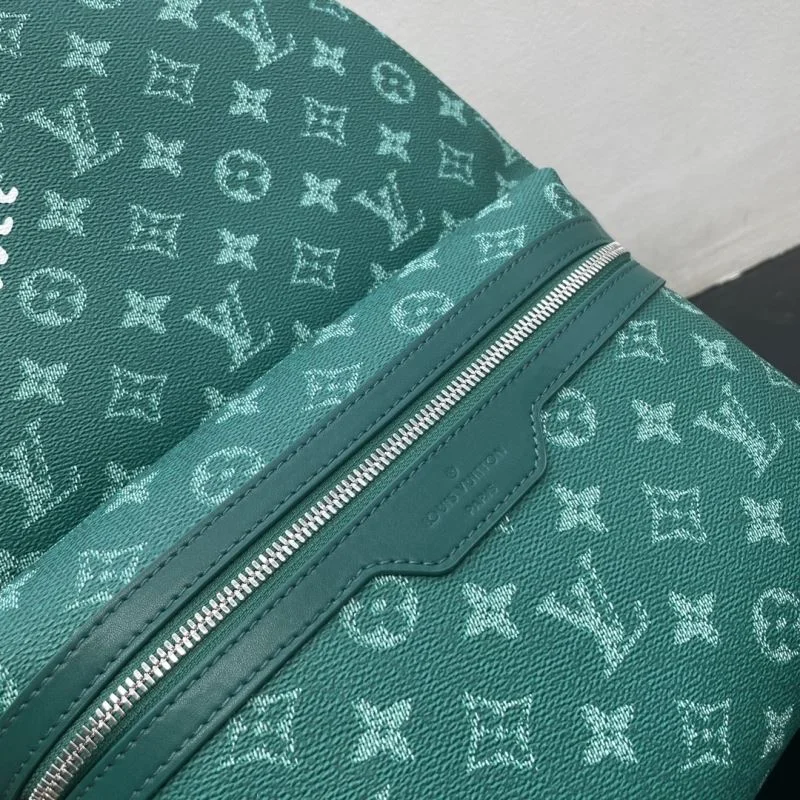 Louis Vuitton Backpacks Snug 41809