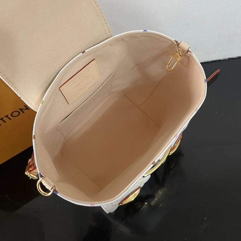 DailyWear Louis Vuitton Backpacks 41664