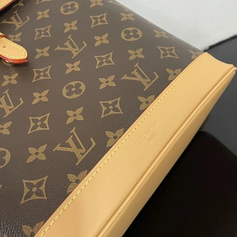 Louis Vuitton Backpacks Reliable 41708