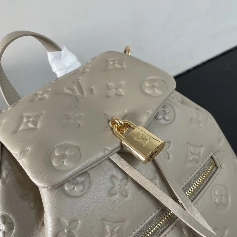 Louis Vuitton Backpacks Modern 41658