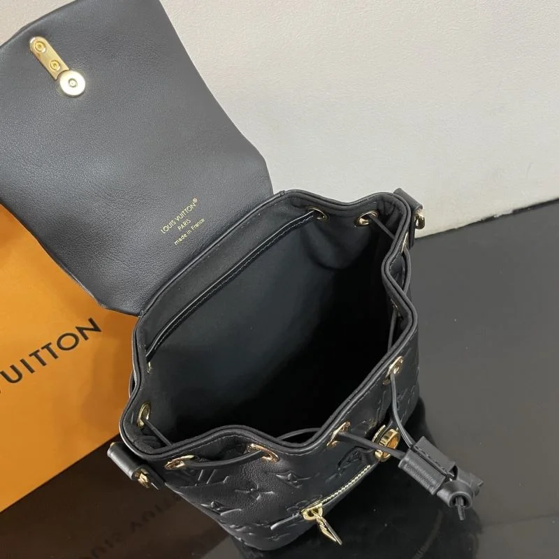 Louis Vuitton Backpacks UrbanChic 41645